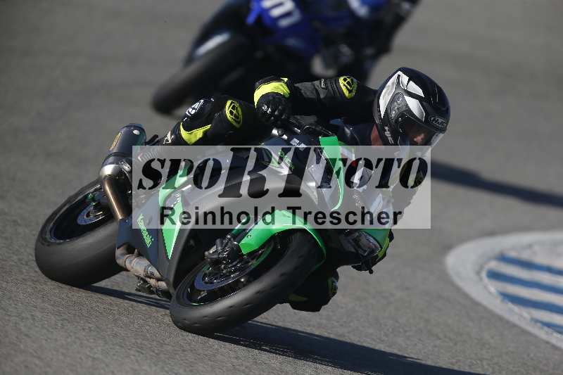 /Archiv-2024/01 26.-28.01.2024 Moto Center Thun Jerez/Gruppe gruen-green/48